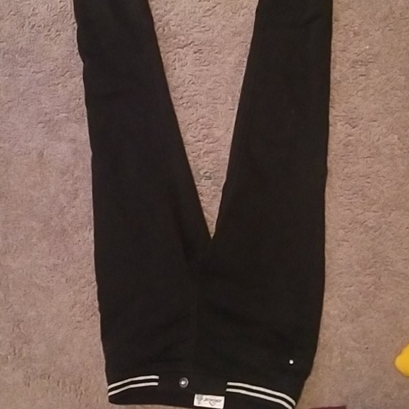 Jeans - Picture 3 of 4